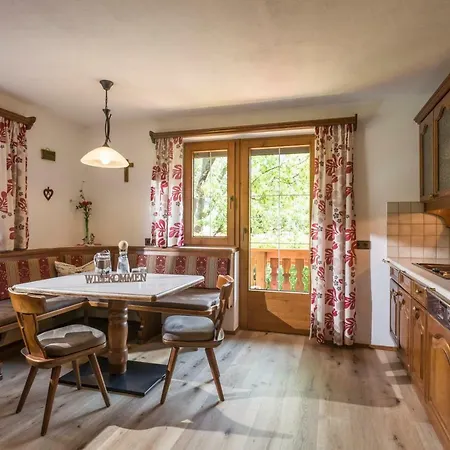Hauser Apartment