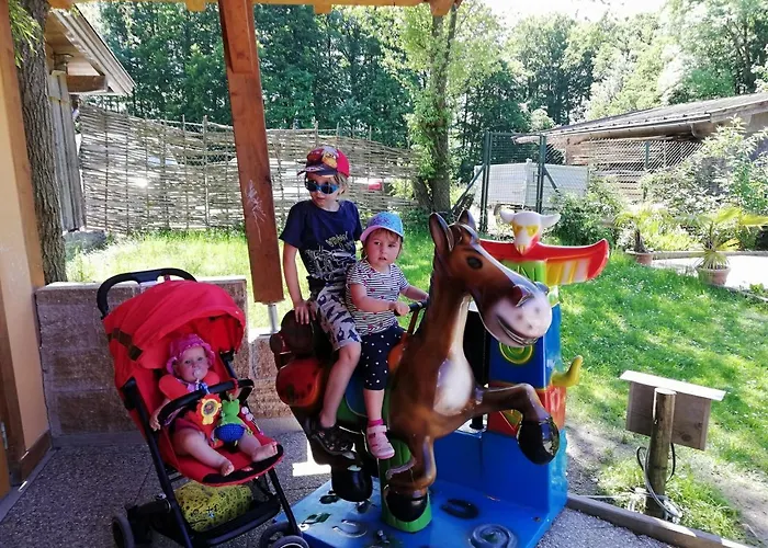 Hauser Reinhilde Apartment *