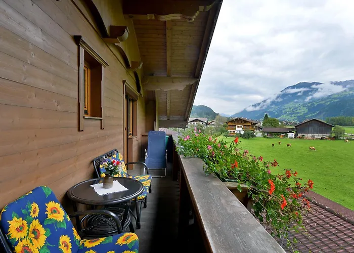 Hauser Reinhilde * Aschau Im Zillertal