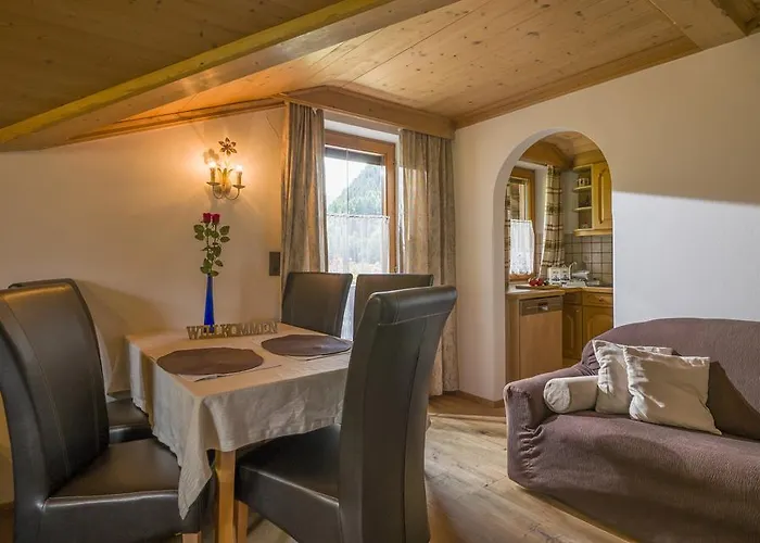 Hauser Reinhilde Aschau Im Zillertal